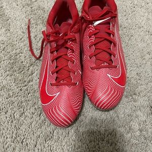 Red/white vapor max cleats